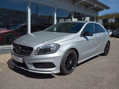 Usata Mercedes A180 AMG line 122 CV (89 kW) 2015 Argento Berlina