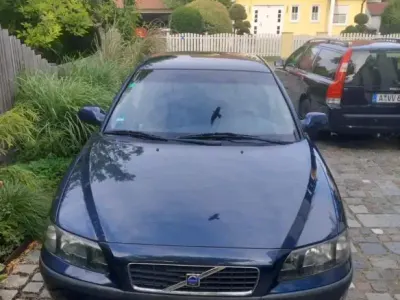 Usata Volvo S60 170 CV (125 kW) 2001 Blu Berlina
