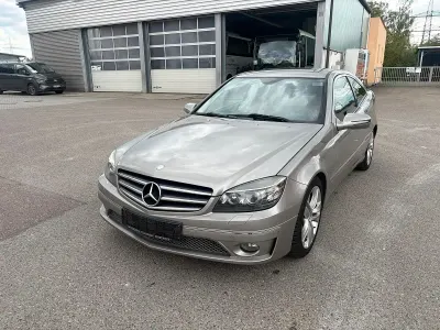 Używany Mercedes CLC200 184 KM (135 kW) 2009 Szary Hatchback