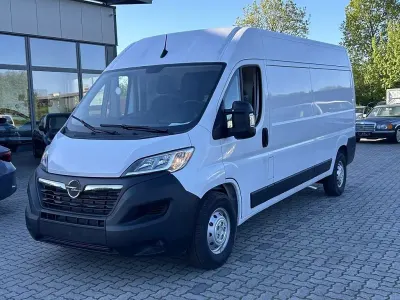 Używany Opel Movano 165 KM (121 kW) 2023 Biały Van