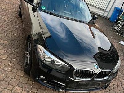 Gebraucht BMW 116 M Sport 116 PS (85 kW) 2015 Schwarz Kleinwagen