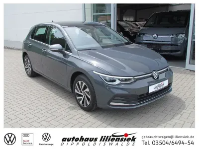 Gebraucht VW Golf VIII Style 204 PS (150 kW) 2022 Grau Limousine