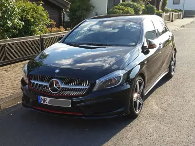 Gebraucht Mercedes A250 211 PS (155 kW) 2013 Schwarz Kleinwagen