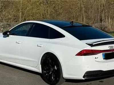 Używany Audi A7 Sportback S-Line 300 KM (220 kW) 2021 Biały Hatchback