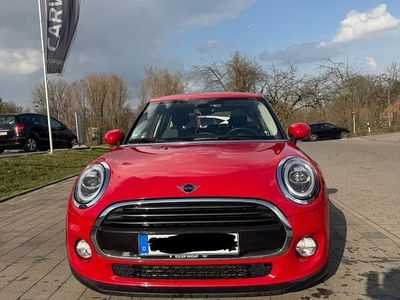 Gebraucht Mini Cooper 136 PS (100 kW) 2019 Rot Kleinwagen