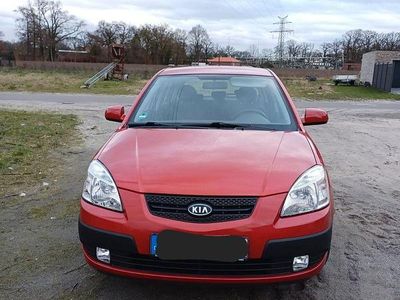 Usata Kia Rio EX 97 CV (71 kW) 2009 Rosso Utilitaria