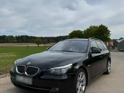 Gebraucht BMW 525 197 PS (144 kW) 2009 Schwarz Kombi