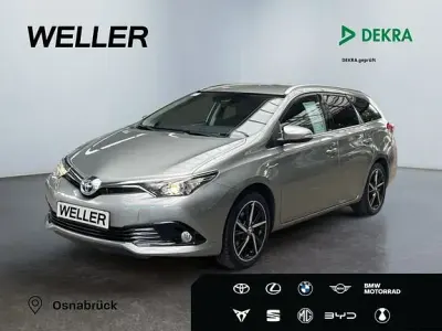 Gebraucht Toyota Auris Hybrid Basis 136 PS (100 kW) 2017 Titansilber mica metallic Kombi