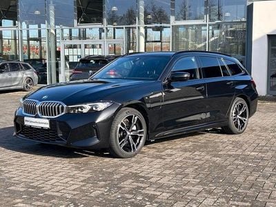 Gebraucht BMW 330e M Sport 184 PS (135 kW) 2025 Black sapphire metallic Kombi