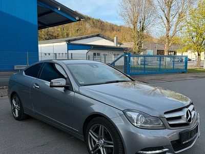 Gebraucht Mercedes C220 170 PS (125 kW) 2012 Grau Coupé