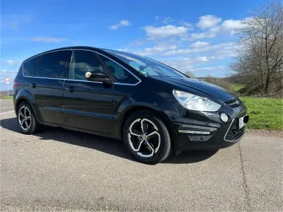 Gebraucht Ford S-MAX Titanium 163 PS (119 kW) 2011 Schwarz Van / Kleinbus