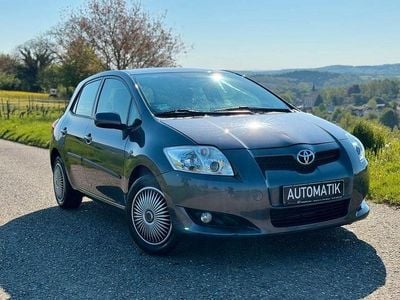 Second-hand Toyota Auris Team 124 CP (91 kW) 2009 Gri Hatchback