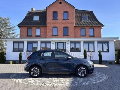 Gebraucht Hyundai Kona Select 100 kW (136 PS) 2022 Blau SUV