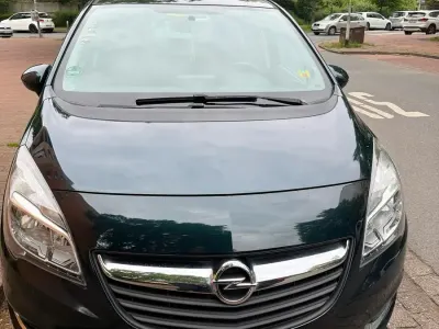 Używany Opel Meriva 110 KM (80 kW) 2016 Zielony Minivan
