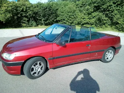 Gebraucht Peugeot 306 Cabriolet 89 PS (65 kW) 1997 Rot Cabrio
