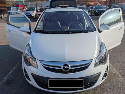 Gebraucht Opel Corsa Color Edition 101 PS (74 kW) 2011 Weiß Kleinwagen