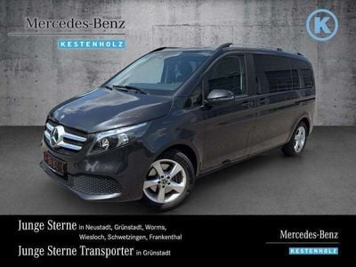 Mercedes V220