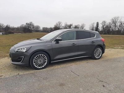 Grau Gebraucht 2019 Ford Focus Vignale Limousine | 16.900 € (Superpreis)