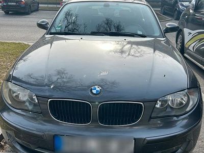 Gebraucht BMW 118 143 PS (105 kW) 2008 Grau Kleinwagen