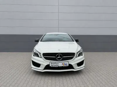 Gebraucht Mercedes CLA250 AMG line 211 PS (155 kW) 2013 Weiß Coupé
