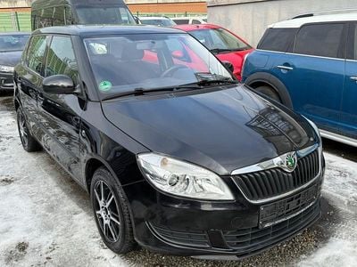 Gebraucht Skoda Fabia Ambiente 105 PS (77 kW) 2011 Schwarz Limousine