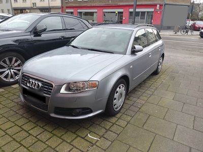 gebraucht Audi A4 Avant 2.0 TDI - S line