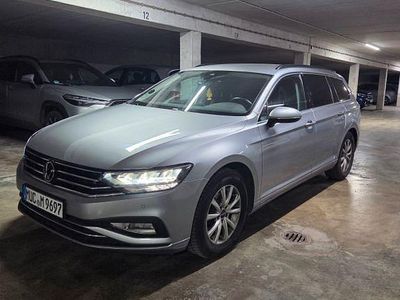 Silber Gebraucht 2020 VW Passat Business Kombi | 21.700 € (Guter Preis)