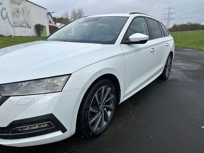 Gebraucht Skoda Octavia Style 150 PS (110 kW) 2020 Weiß Kombi