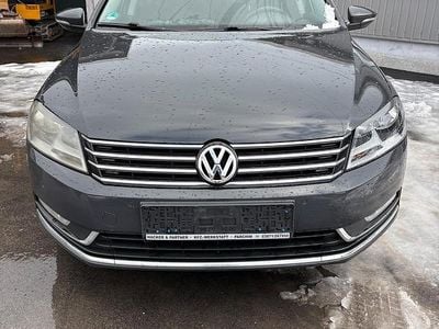 Gebraucht VW Passat 170 PS (125 kW) 2012 Grau Kombi