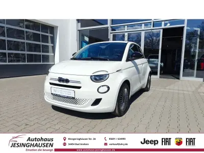 Neu Fiat 500 Icon 65 PS (47 kW) 2026 Weiss Kleinwagen