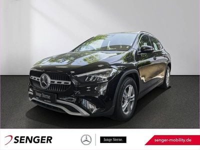 Gebraucht Mercedes GLA200 163 PS (119 kW) 2024 Schwarz SUV