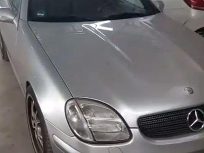 Usata Mercedes SLK200 163 CV (119 kW) 2001 Argento Cabrio