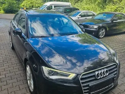 Gebraucht Audi A3 Sport 122 PS (89 kW) 2014 Schwarz Limousine
