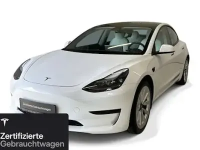 Käytetty Tesla Model 3 RWD 205 kW (279 HP) 2021 Valkoinen Sedan