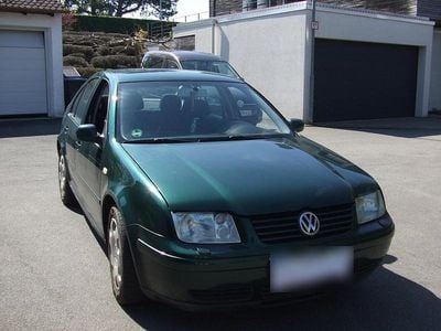 Usata VW Bora Highline 150 CV (110 kW) 1998 Verde Berlina
