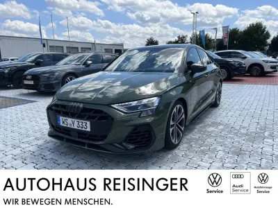 Gebraucht Audi S3 Performance 333 PS (244 kW) 2024 Distriktgrün Limousine