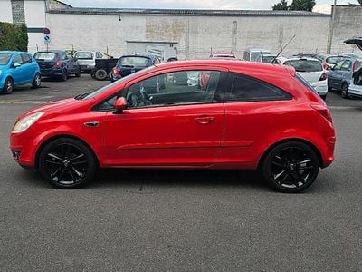 Gebraucht Opel Corsa 80 PS (58 kW) 2007 Magma rot (b) Kleinwagen