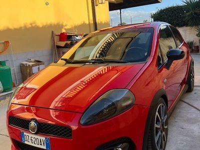Second-hand Abarth Grande Punto 155 CP (114 kW) 2009 Roșu Hatchback