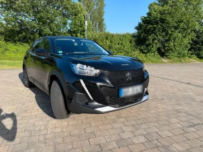 Gebraucht Peugeot e-2008