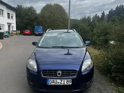 Gebraucht Fiat Croma 150 PS (110 kW) 2009 Blau Kombi