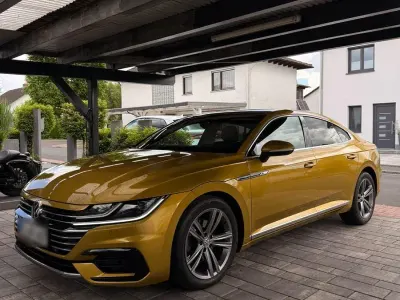 Gebraucht VW Arteon R-line 190 PS (139 kW) 2018 Gold Kleinwagen