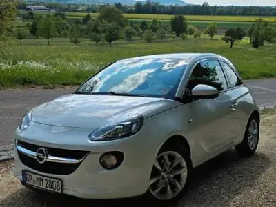 Używany Opel Adam Jam 69 KM (50 kW) 2013 Biały Hatchback