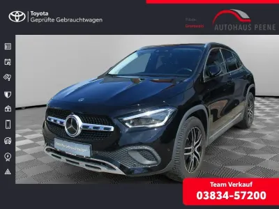 Gebraucht Mercedes GLA200 Progressive 177 PS (130 kW) 2023 Schwarz SUV