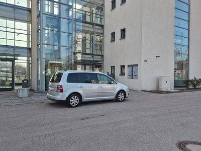 Gebraucht VW Touran Highline 105 PS (77 kW) 2009 Silber Van / Kleinbus