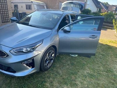 Gebraucht Kia Ceed 136 PS (100 kW) 2021 Grau Kleinwagen