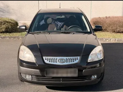 Gebraucht Kia Rio 97 PS (71 kW) 2007 Schwarz Limousine