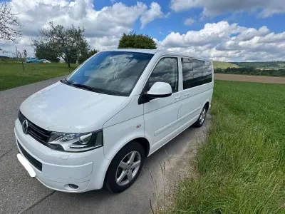 Gebraucht VW Multivan Comfortline 180 PS (132 kW) 2012 Weiß Van / Kleinbus