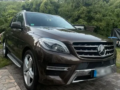 Gebraucht Mercedes ML350 270 PS (198 kW) 2013 Braun SUV