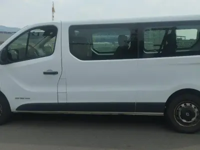 Gebraucht Renault Trafic Authentique 125 PS (91 kW) 2016 Weiß Van / Kleinbus
