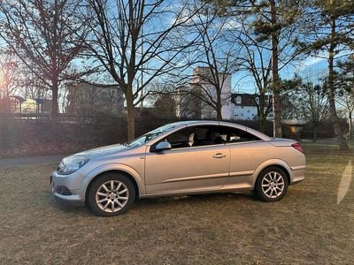 Gebraucht Opel Astra Cabriolet 105 PS (77 kW) 2006 Silber Cabrio